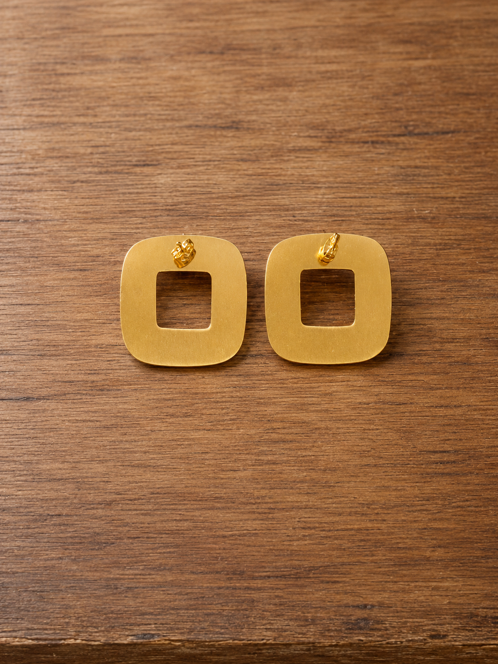 Minimalist Matte Gold Square Stud Earrings, Geometric Hollow Square Earrings, Modern Gold Studs, Everyday Jewelry Gift for Women