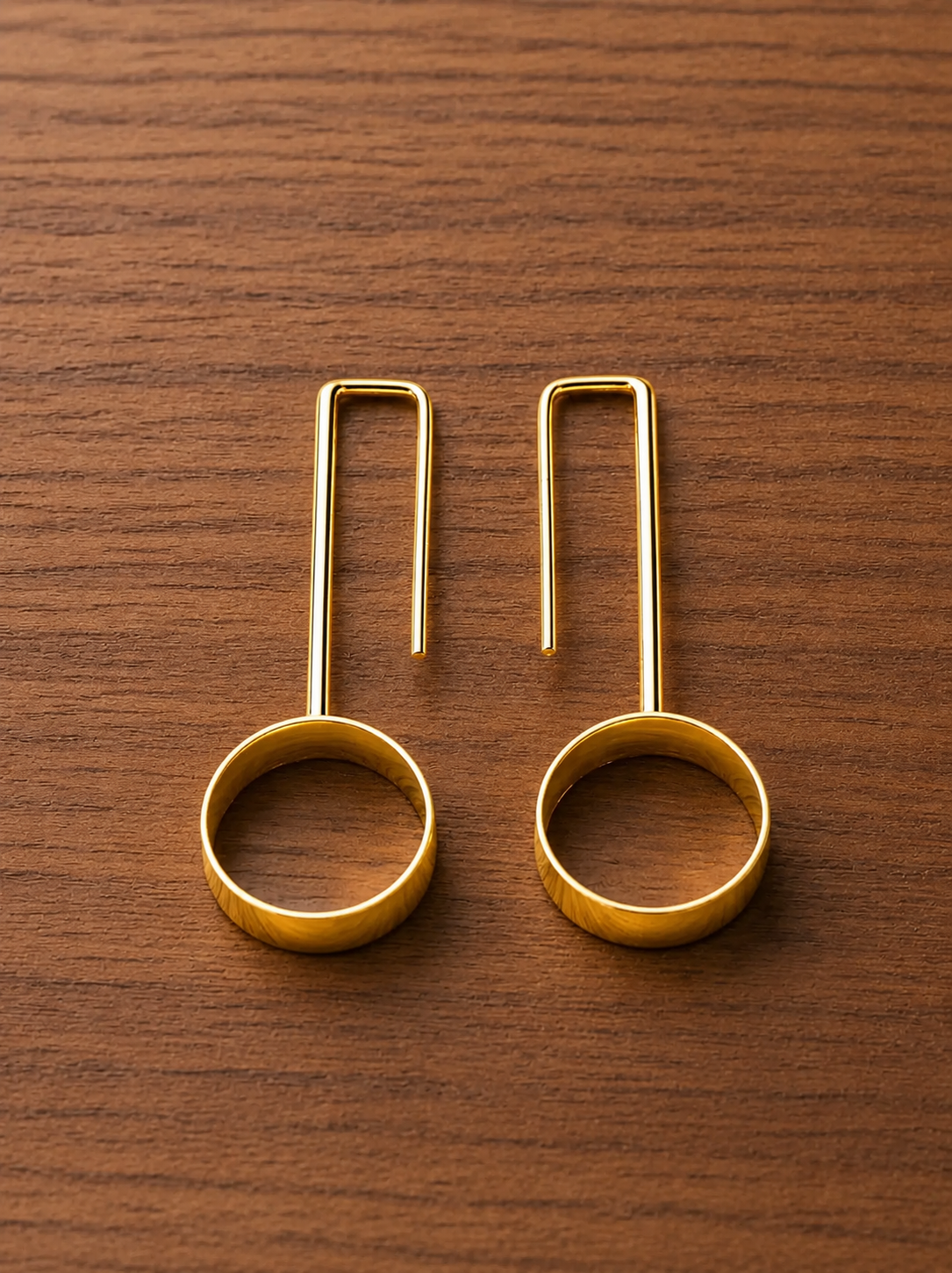 Minimalist Gold Circle Drop Earrings, Geometric Threader Earrings, Modern Dangle Earrings, Lightweight Statement Jewelry, Handmade Gift for Her