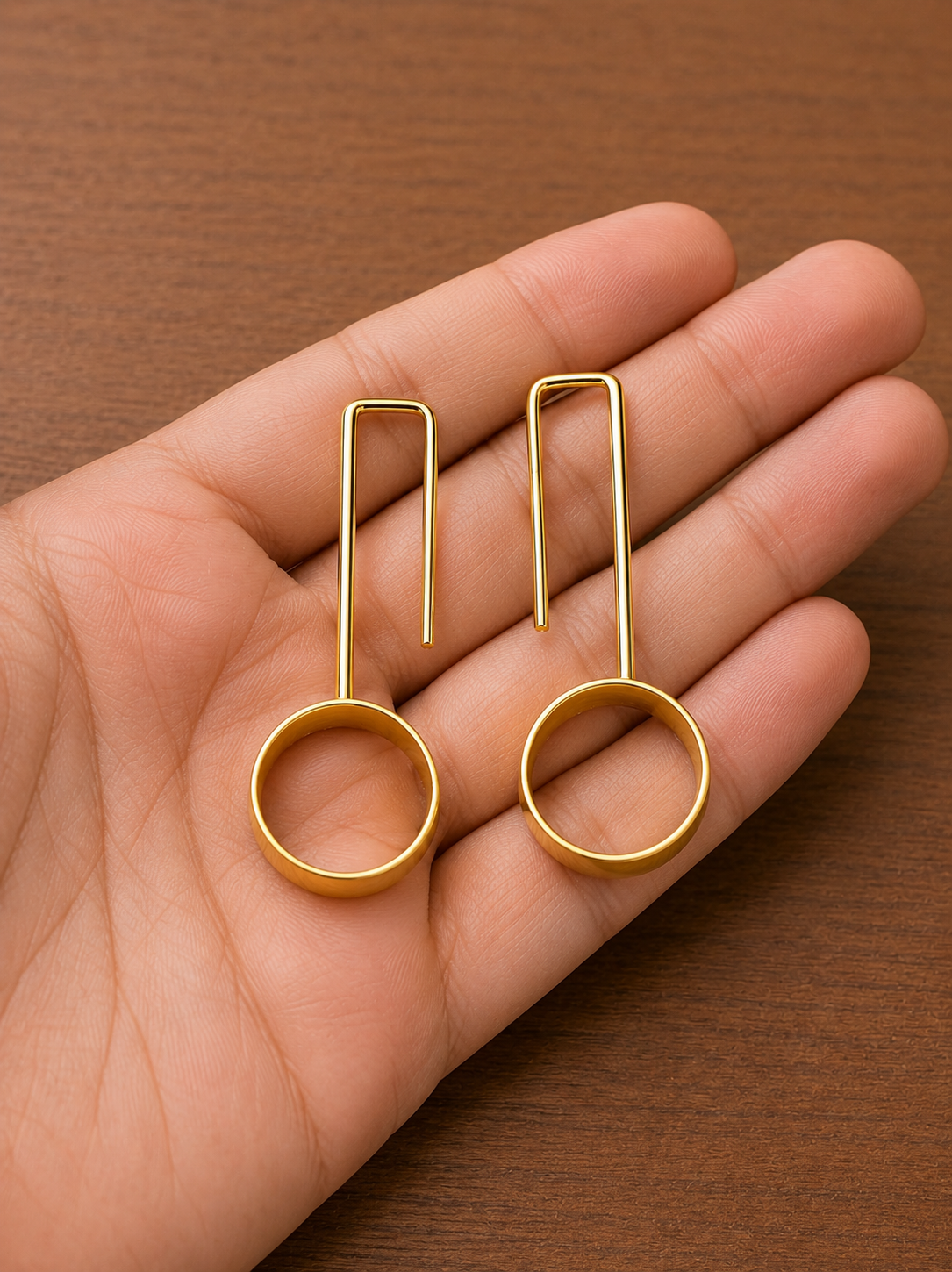 Minimalist Gold Circle Drop Earrings, Geometric Threader Earrings, Modern Dangle Earrings, Lightweight Statement Jewelry, Handmade Gift for Her