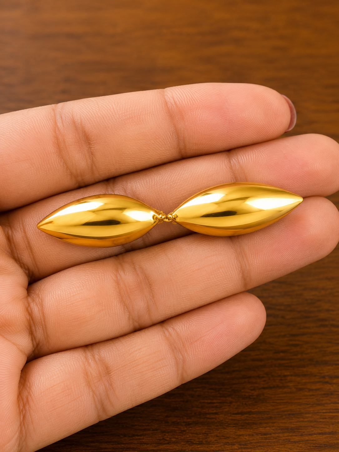 Minimalist Yellow Gold Threader Earrings, Long Curved Dangle Earrings, Modern Gold Drop Earrings, Lightweight Handmade Jewelry, Gift for Her