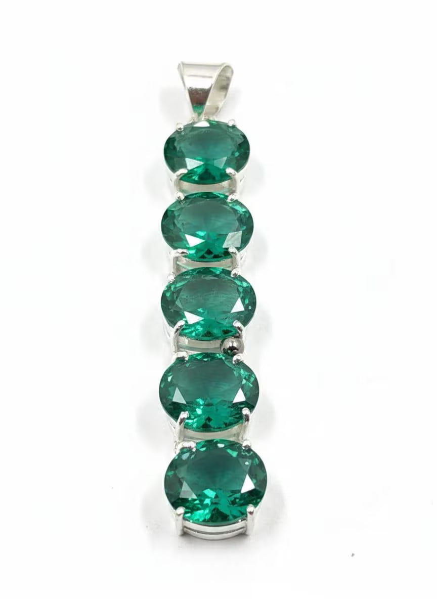 Luxury 925 Silver Genuine Green Stone Pendant – Handcrafted Elegant Statement Jewelry