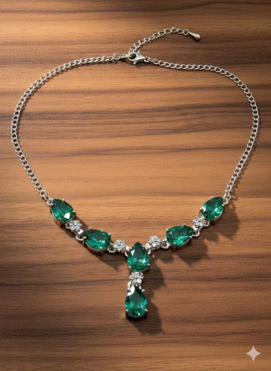 Premium Handcrafted 925 Sterling Silver Necklace with Emerald Green Pear-Cut Stones