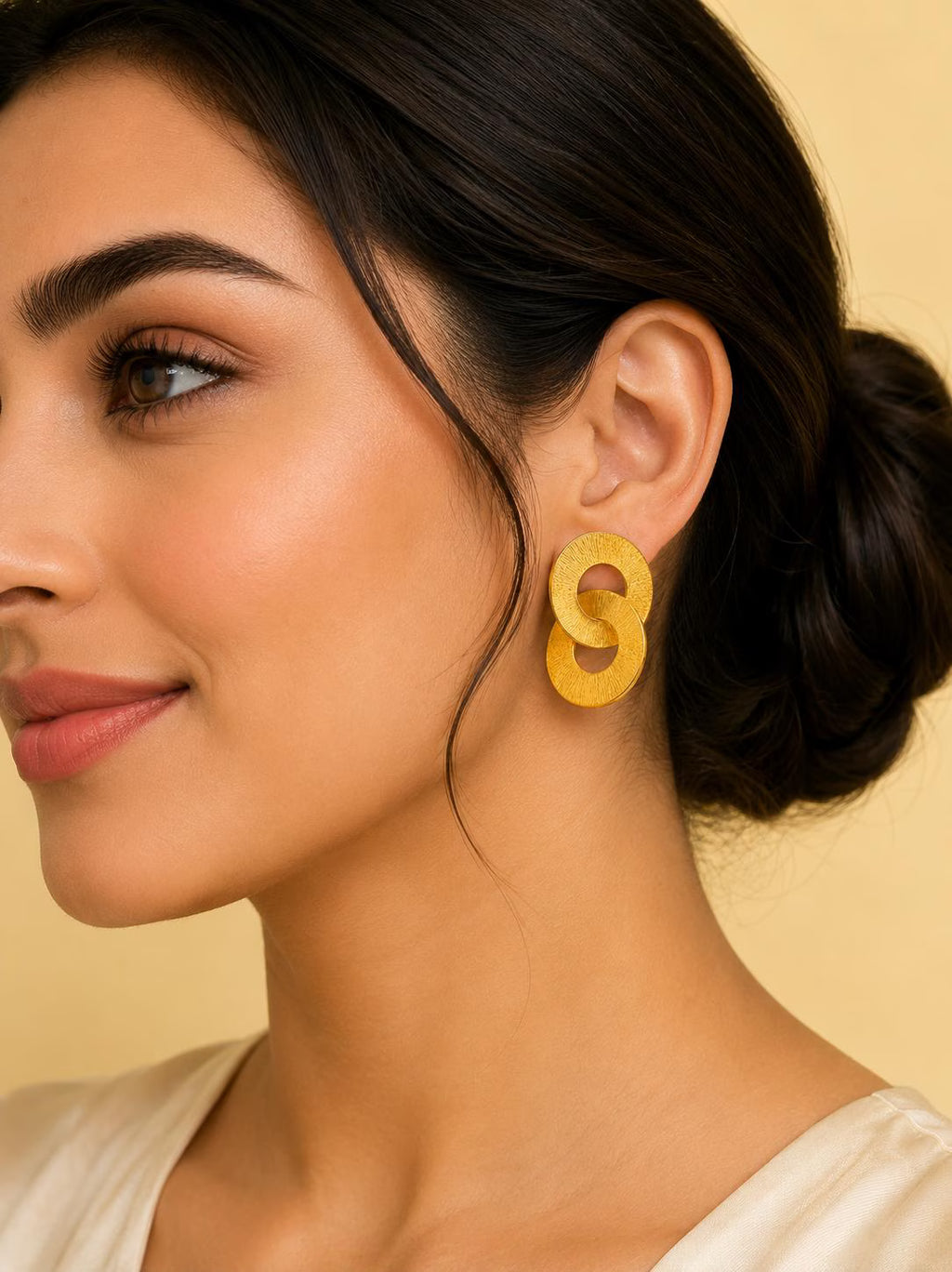 Minimalist Gold Double Circle Dangle Earrings, Textured Statement Earrings, Geometric Drop Earrings, Handmade Gold Disc Earrings, Modern Jewelry Gift for Her
